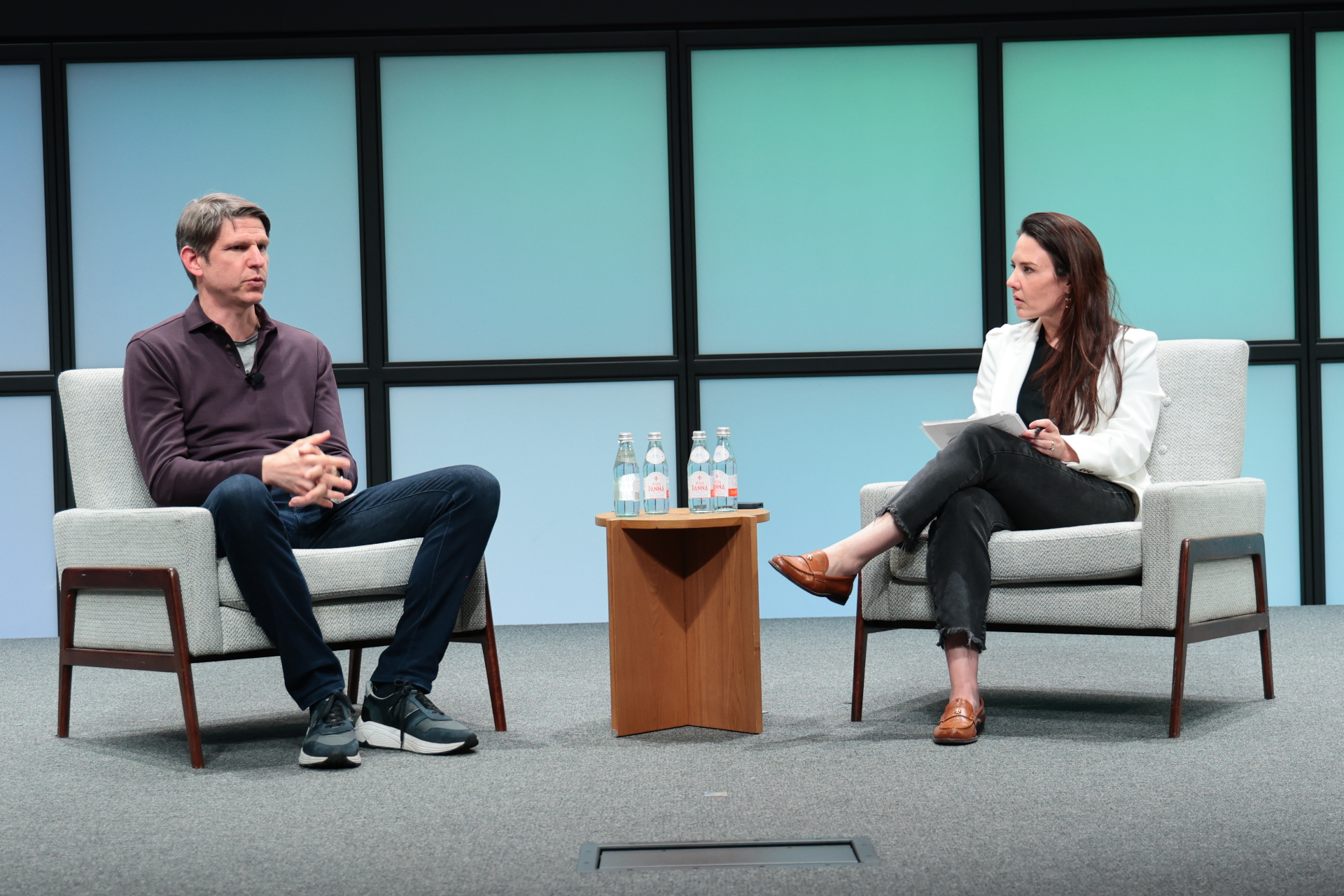 Do laboratório de pesquisa ao produto de bilhões de usuários: como o Google DeepMind pensa produto, velocidade e AGI ao mesmo tempo